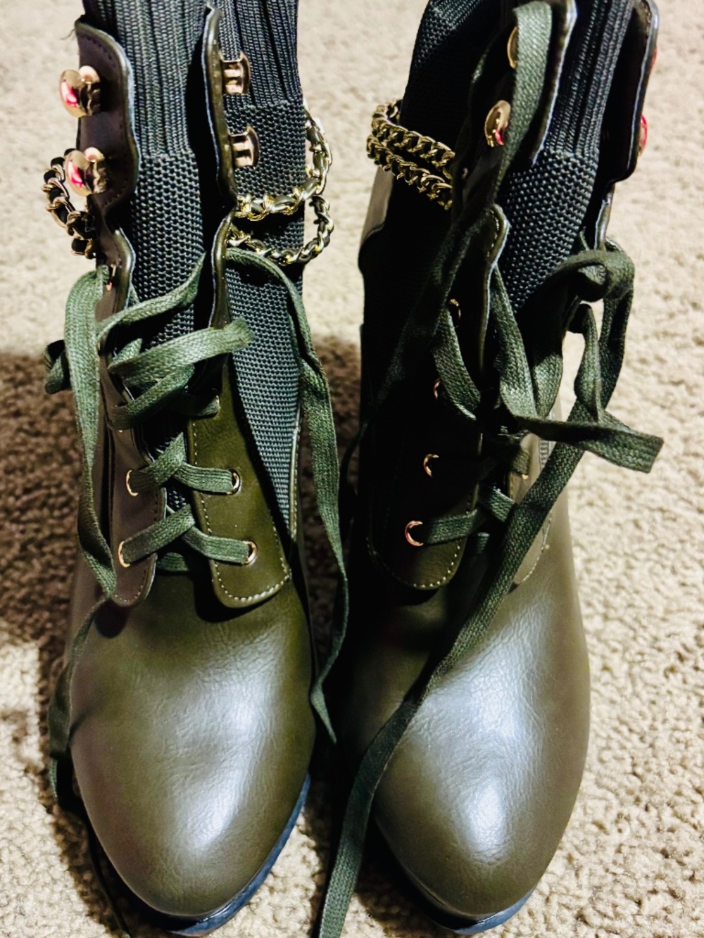 Heeled booties